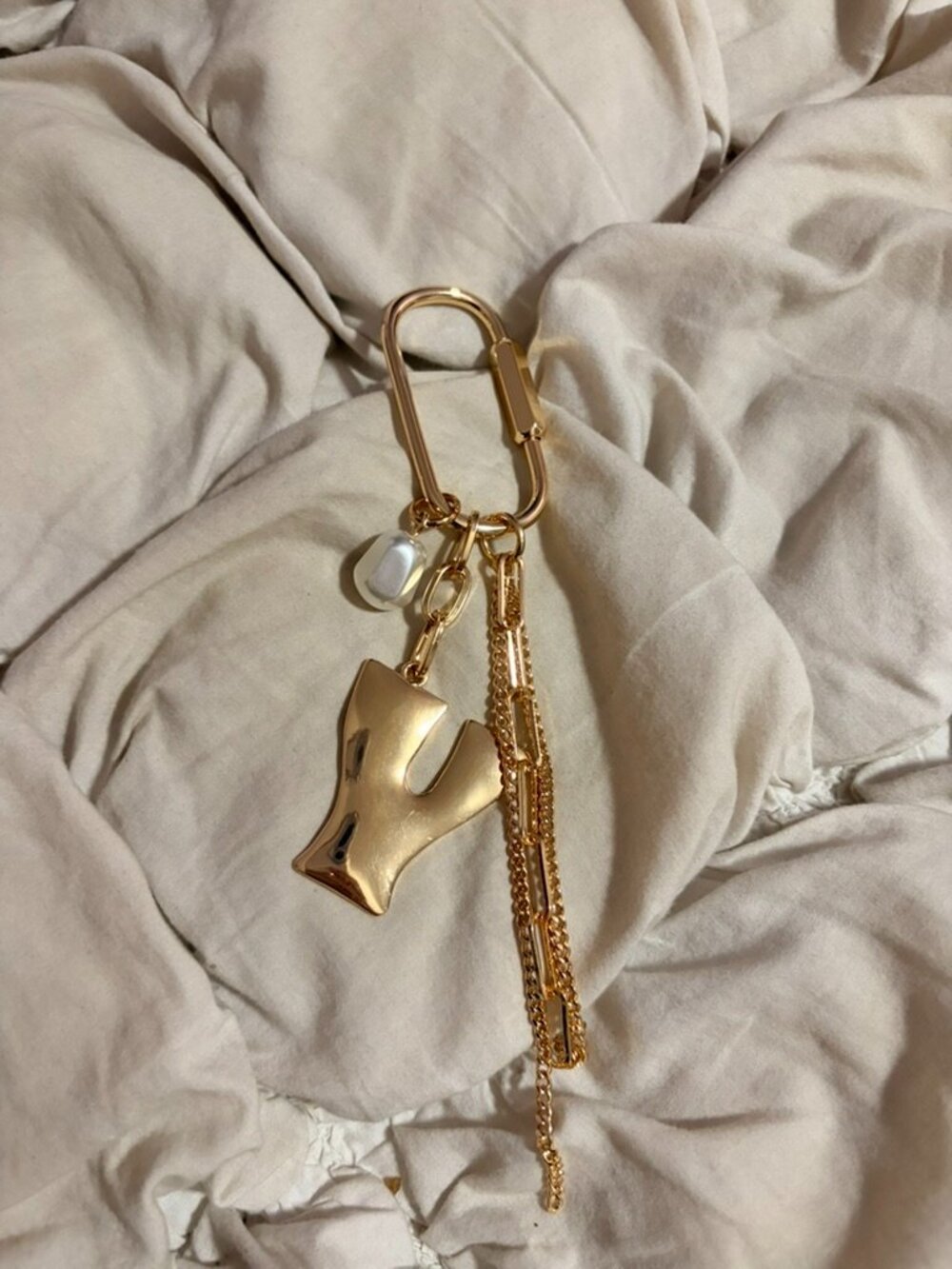 Gold Tone Letter Y Keychain Initial Bag Charm Pearl Accent Accessory